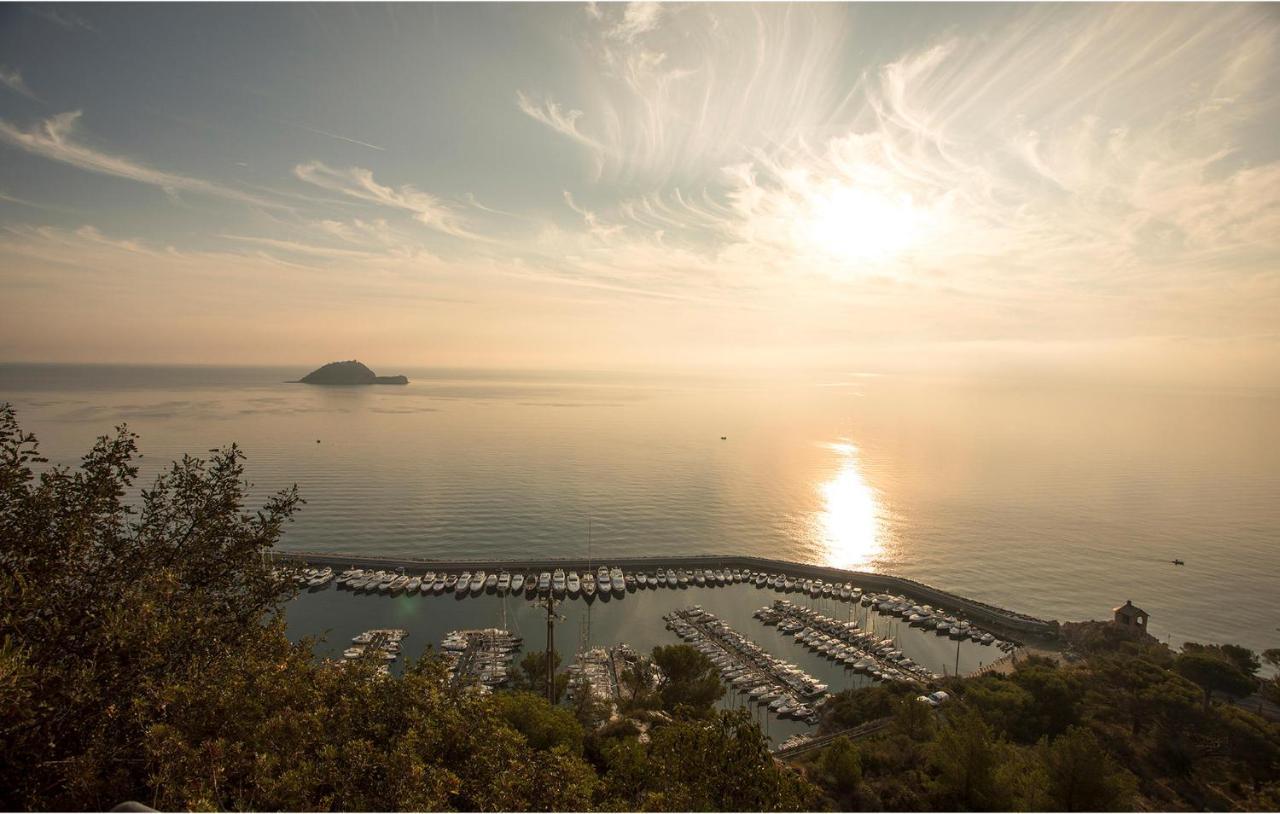 Gorgeous Apartment In Andora With House Sea View Экстерьер фото