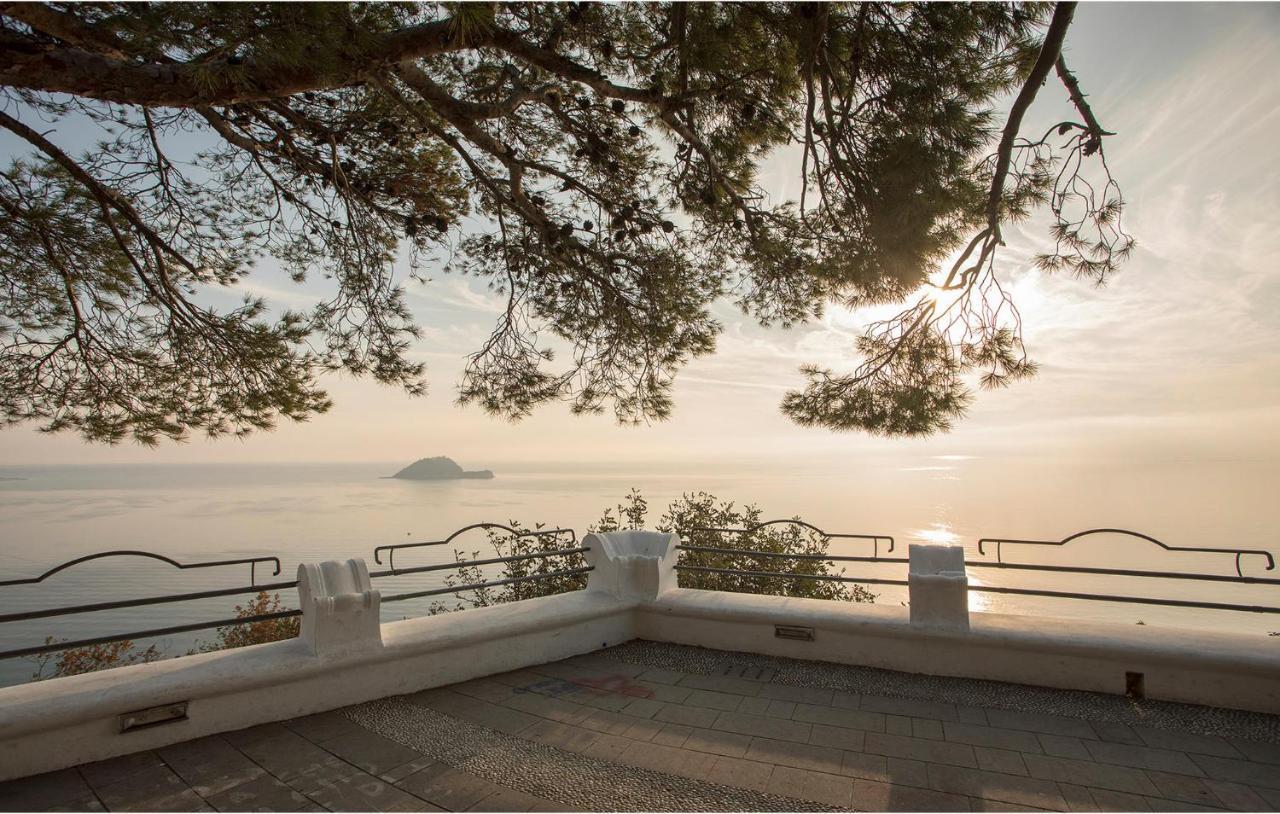 Gorgeous Apartment In Andora With House Sea View Экстерьер фото